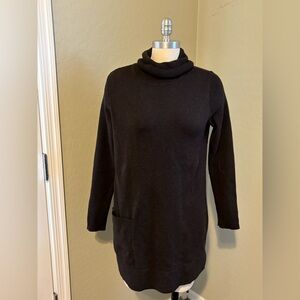 cabi Fireside Turtleneck #3476 - size medium EUC